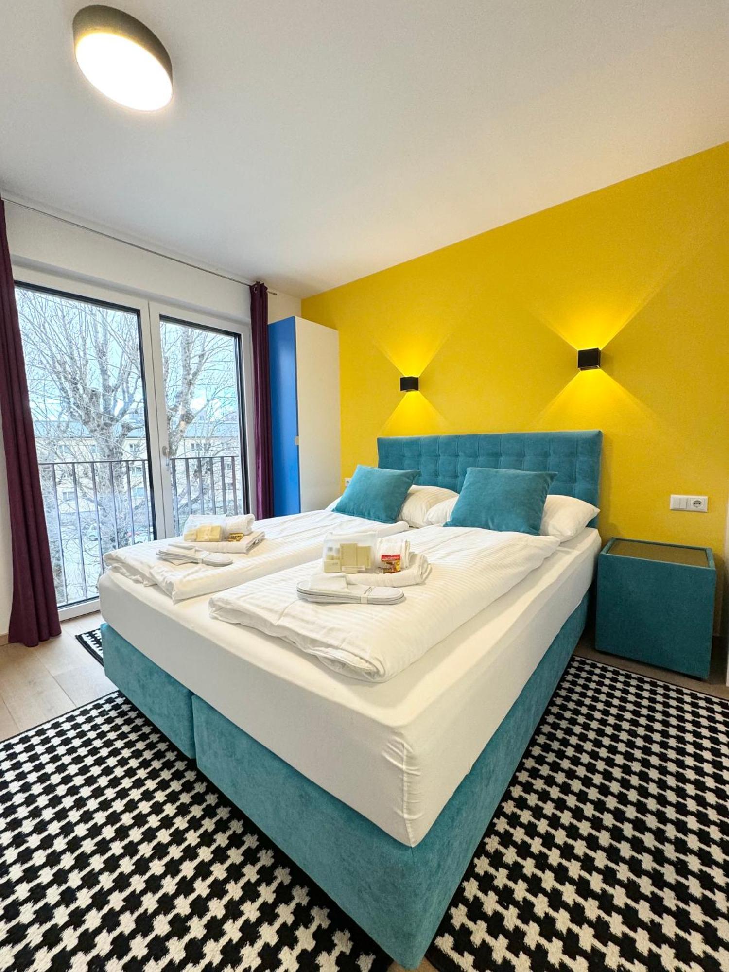 Wohnung Mit Terrasse + Parkplatz Виена Екстериор снимка